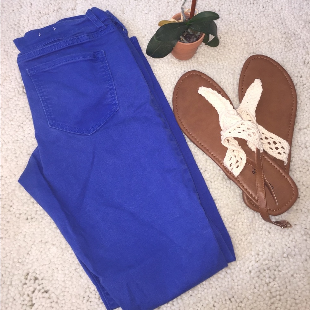 Blue Old Navy Rockstar jeans