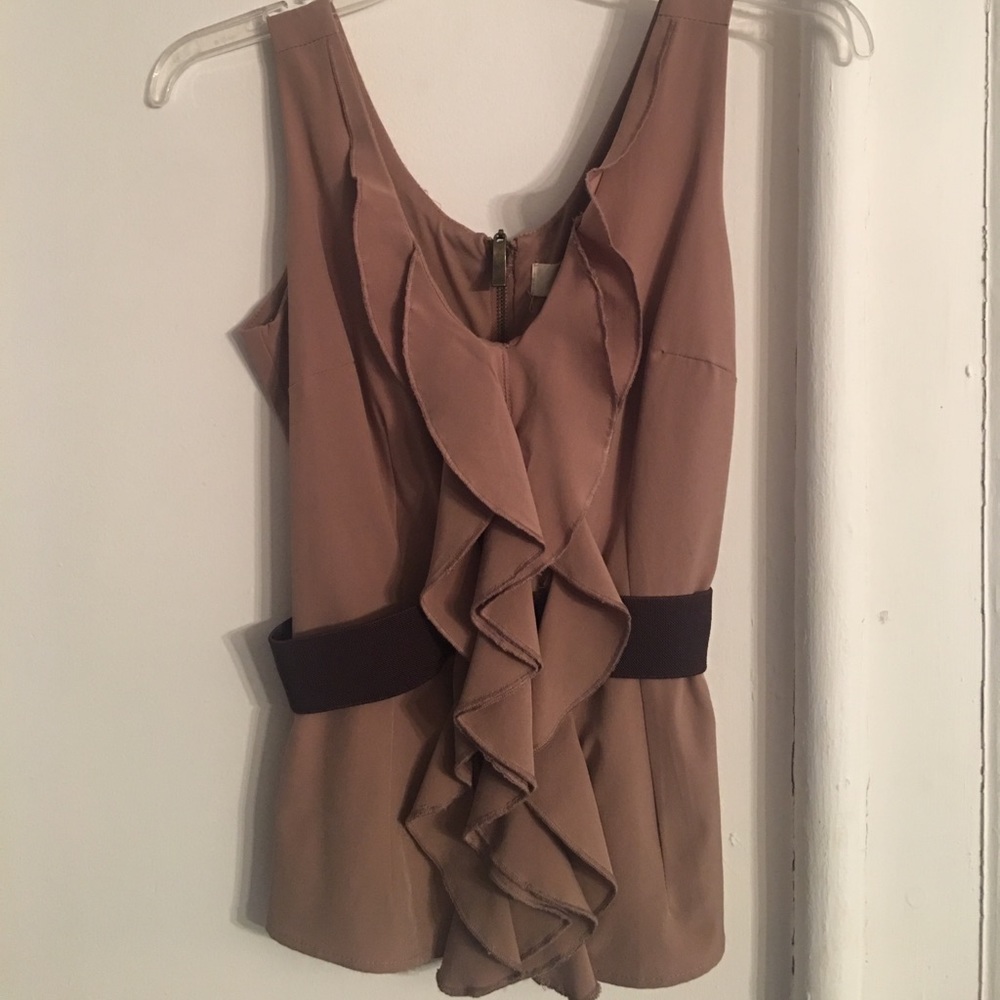 Belted ruffle back zip blouse.