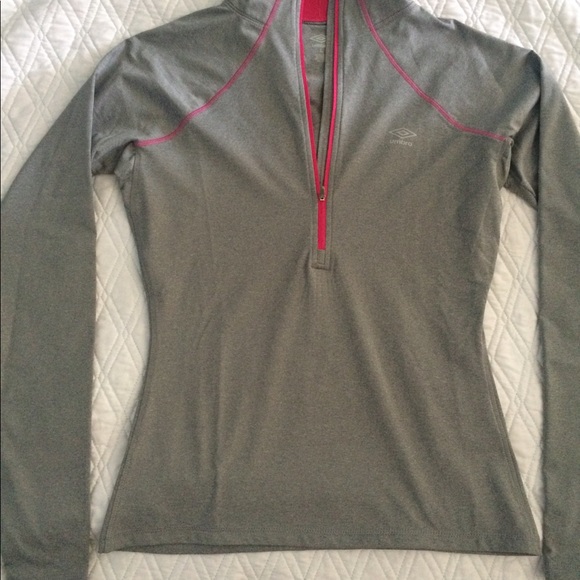 Workout half-zip top - Picture 3 of 4