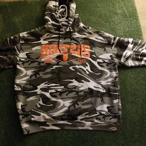 Hooters camo hoodie