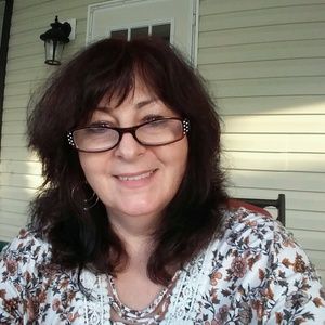 Meet your Posher, Louise