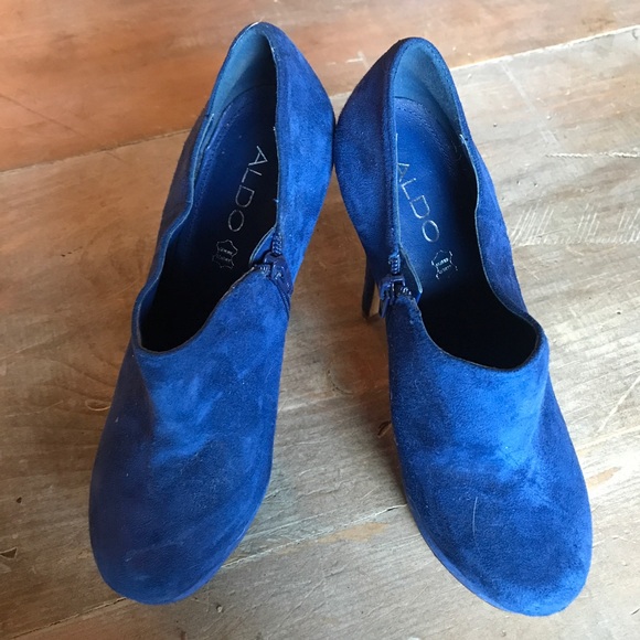 Blue Suede Aldo Booties size 8 - Picture 3 of 3