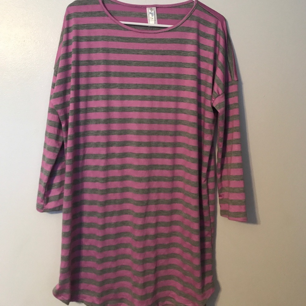 💕💕Brand new with tags Honey & Lace tunic!💕💕