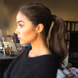 Meet your Posher, Olivia