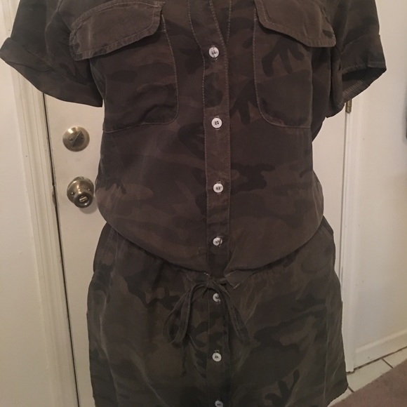 GUESS* Camo Button Down Dress - Picture 2 of 4