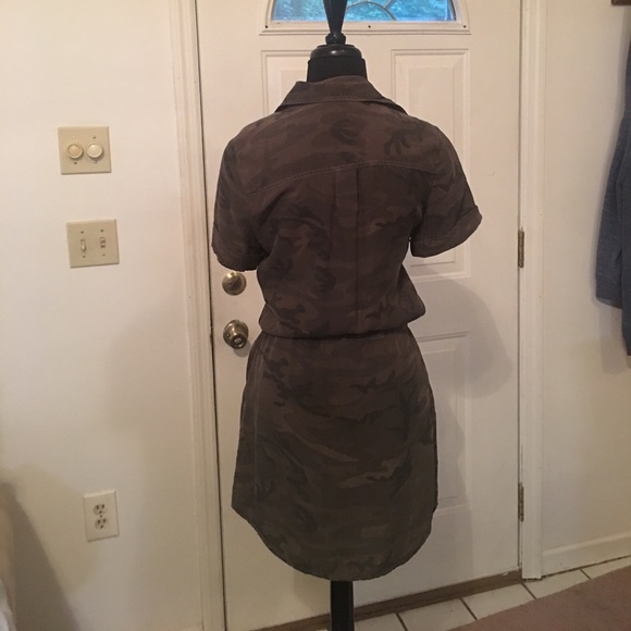 GUESS* Camo Button Down Dress - Picture 3 of 4