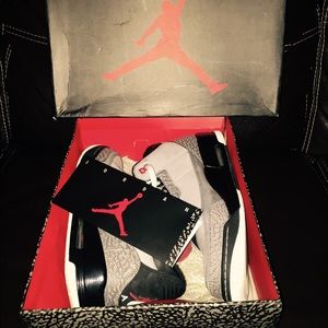 Air Jordan 3 Retro 11 stealth/vrsty red w box 2011