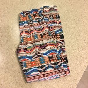 LAST CHANCE Tribal Leggings