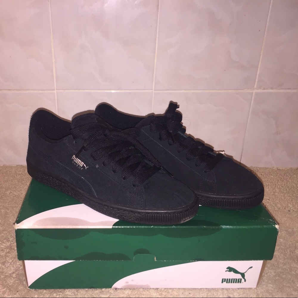 Puma Suede Sneakers