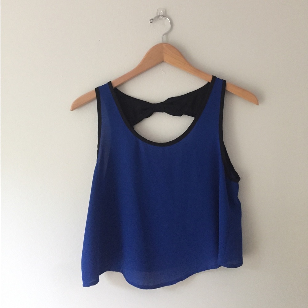 Blue crop top
