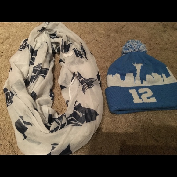 Clothes size S-M - Picture 7 of 7