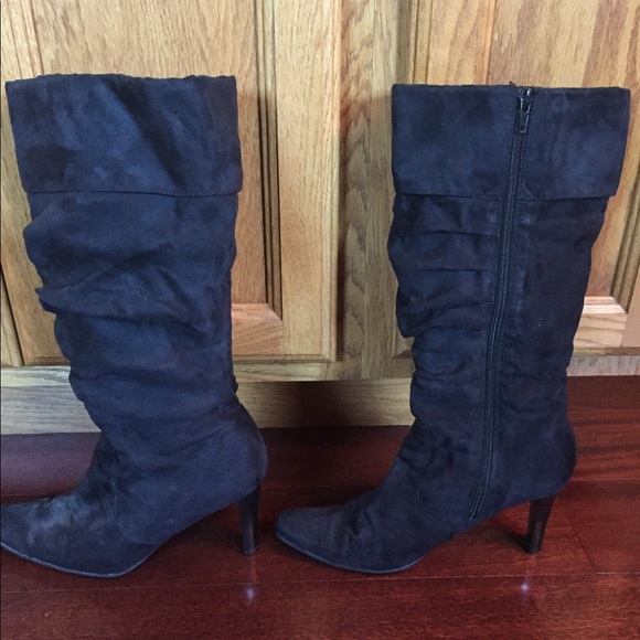 Size 9 White Mountain boots - Picture 1 of 4