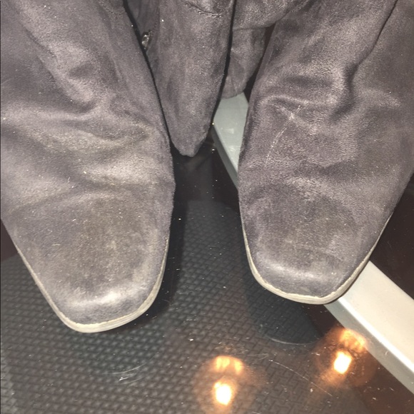 Size 9 White Mountain boots - Picture 4 of 4