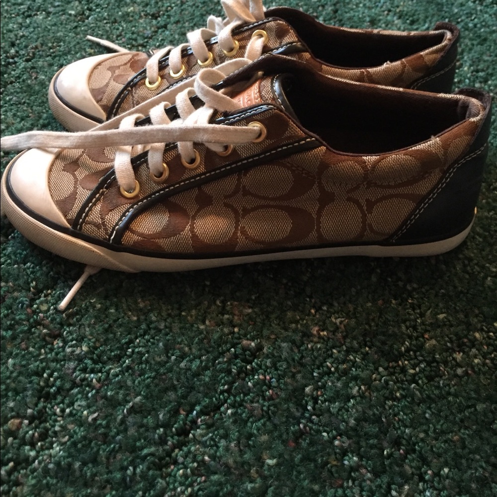 💎 Coach Shoes - Picture 3 of 3