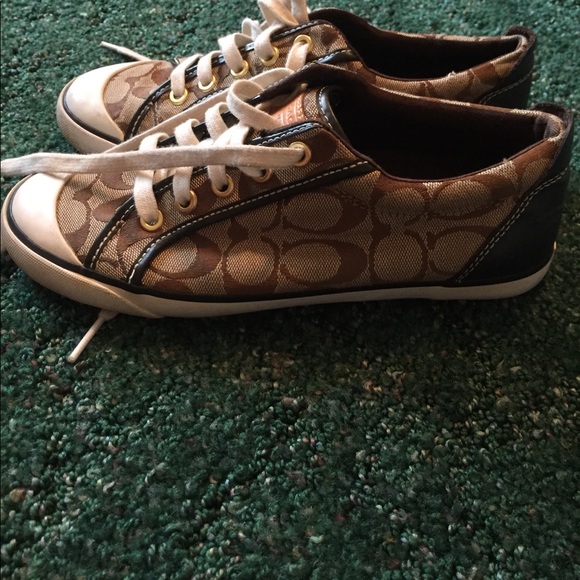 💎 Coach Shoes - Picture 3 of 3