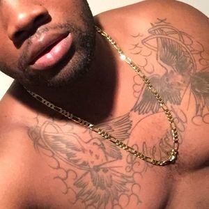 Meet your Posher, Moe