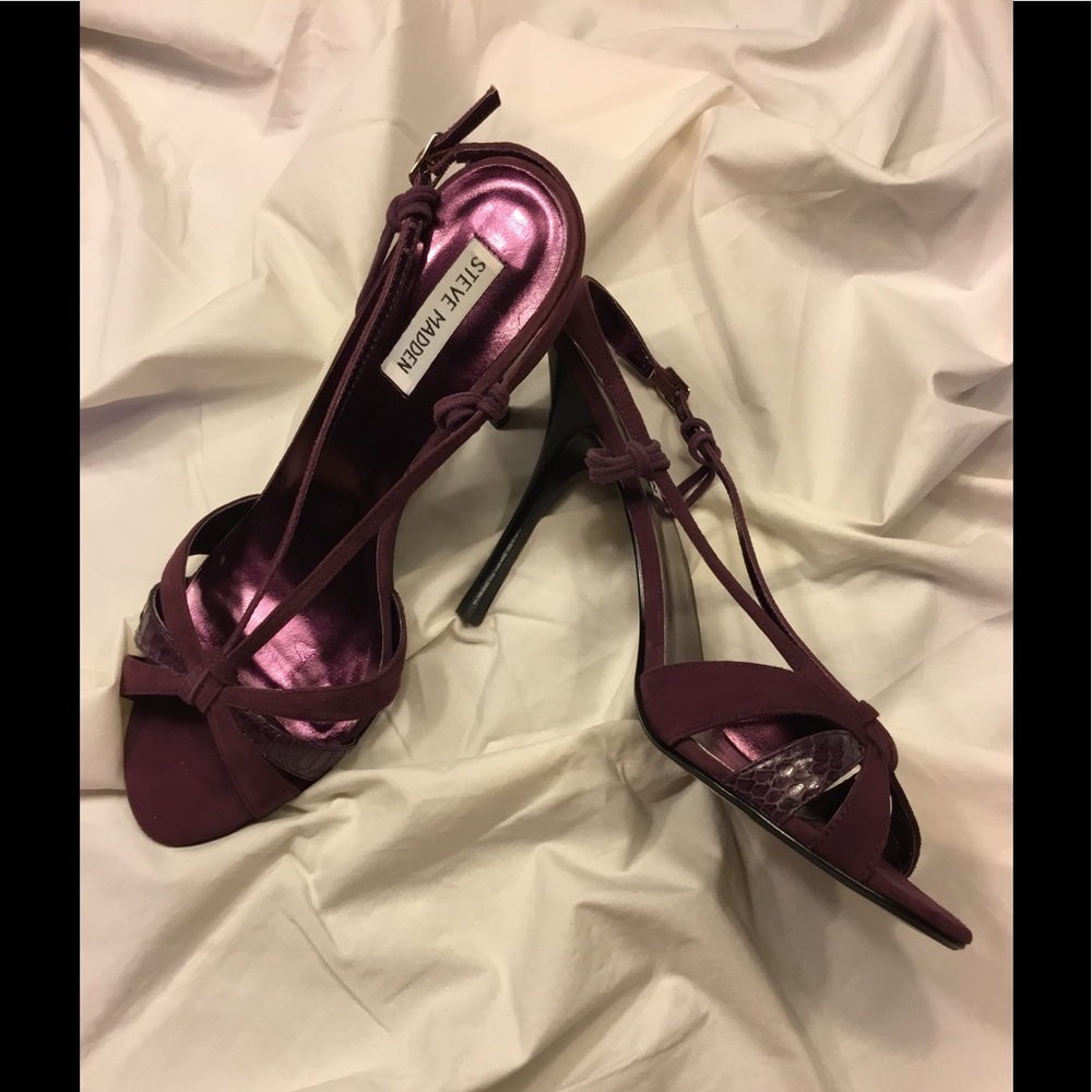 STEVE MADDEN BUNDLE ANY 2 PR 10$ SHOES FOR $15