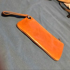 Hobo clutch zipper top