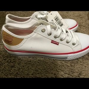 Levi's women canvas shoes!
