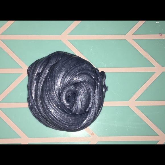 Deep sea treasure🛥✨🐟🐠 - Picture 1 of 2