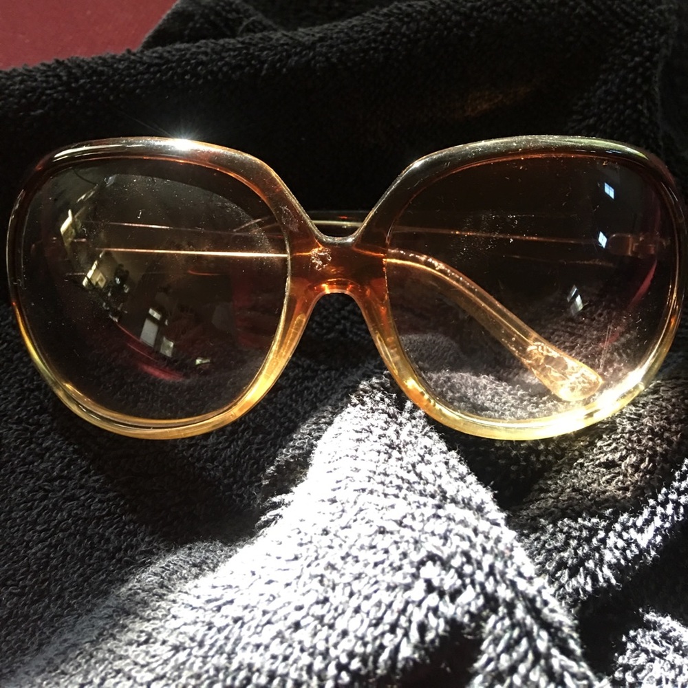 Kenneth Cole sunglasses