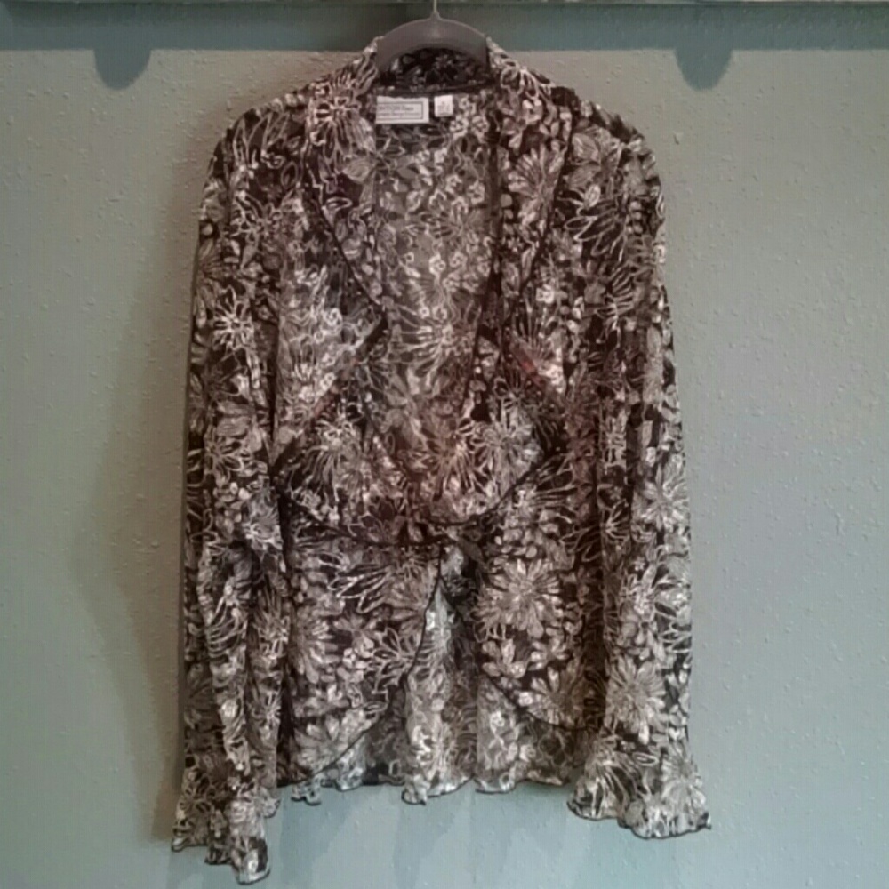 Lace light Jacket by Simonton Says - Picture 1 of 2