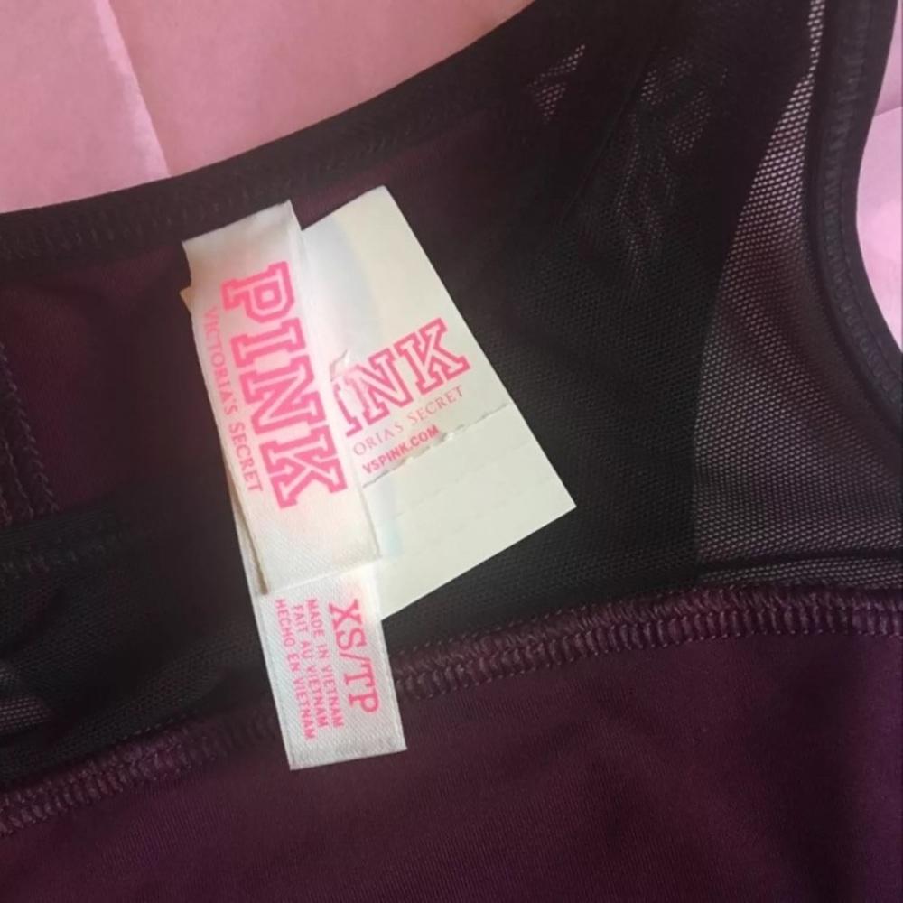 SOLD❌Victoria's Secret pink sports bra - Picture 3 of 3