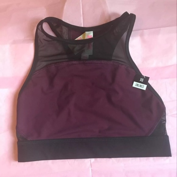SOLD❌Victoria's Secret pink sports bra - Picture 2 of 3