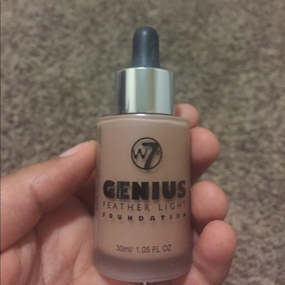 SOLD!!!! W7 Genius Feather Light Foundation