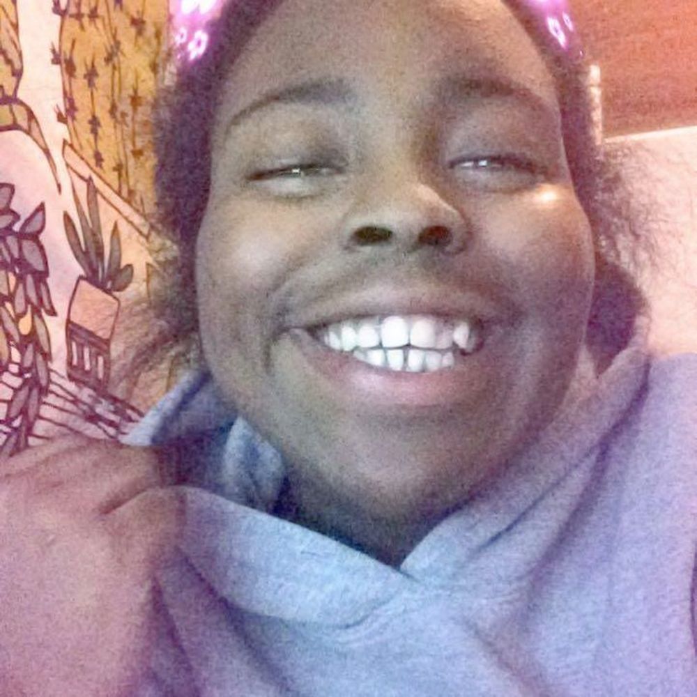 Meet your Posher, Anubia