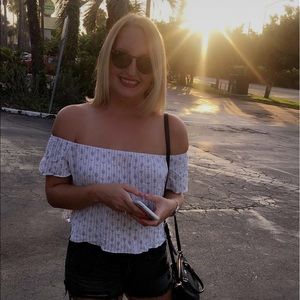 Meet your Posher, Shay