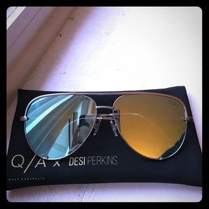 Quay x Desi Perkins High Key Sunnies