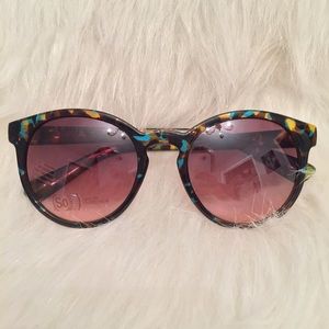 Trendy Cat Eye Sunglasses