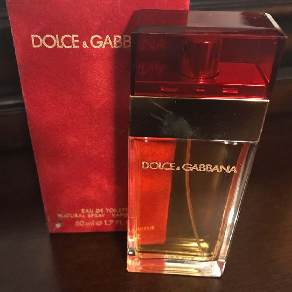 ! SOLD! New Dolce & Gabbana Perfume