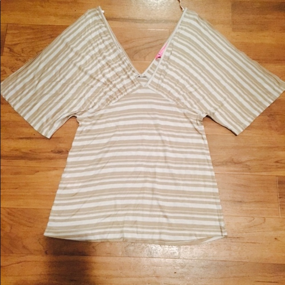 🔐BCBGIRLS deep V top🔐