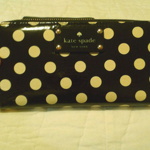 Authentic Kate Spade Zip around long wallet
