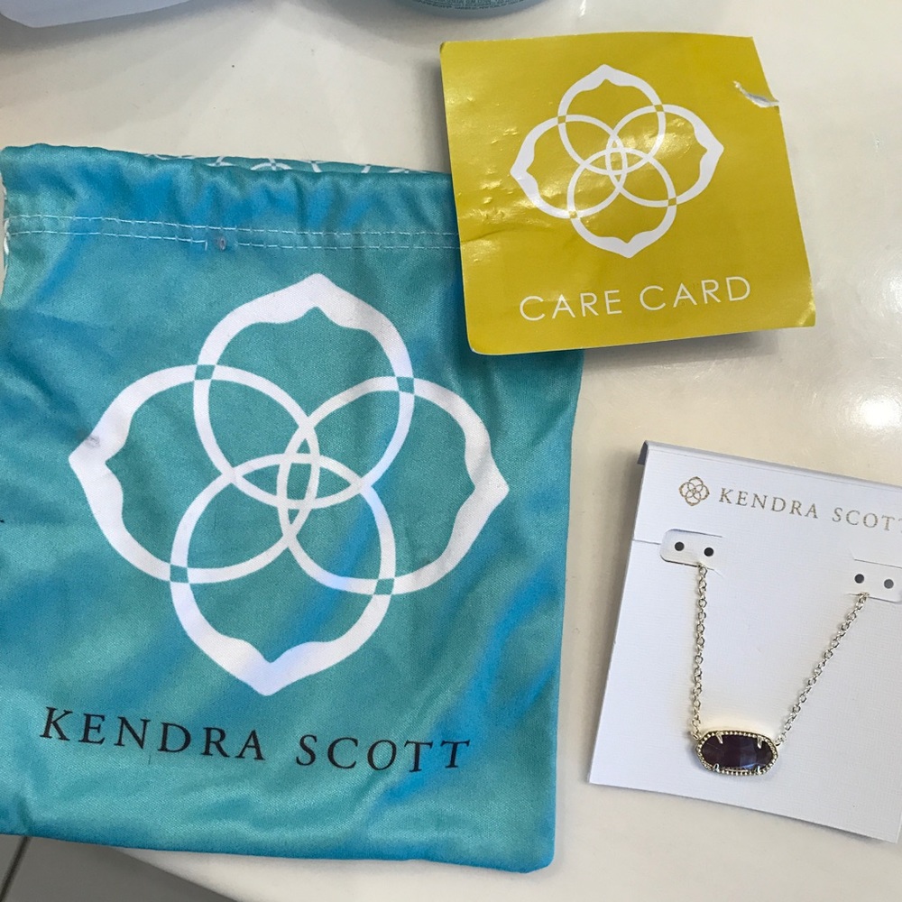 Kendra Scott "Elisa" pendant necklace
