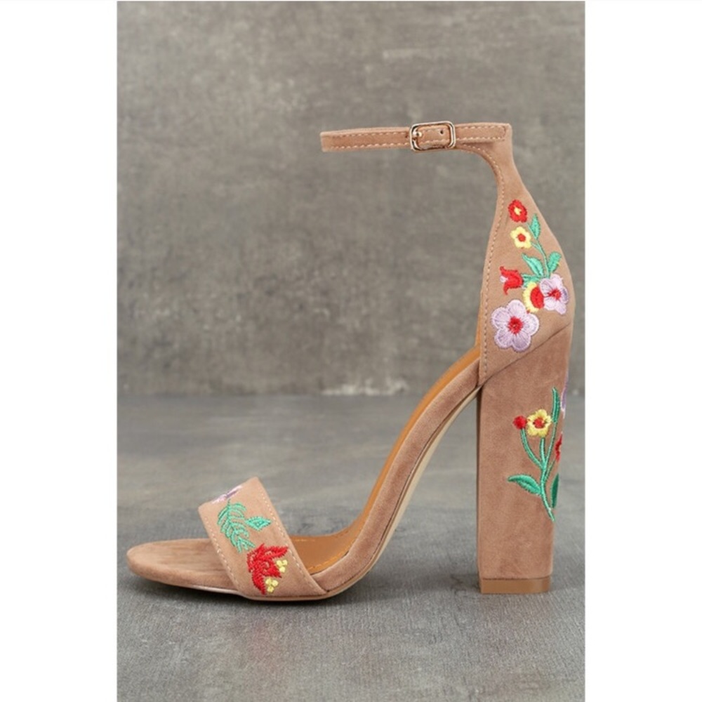 Boutique suede embroidered heels - Picture 3 of 6