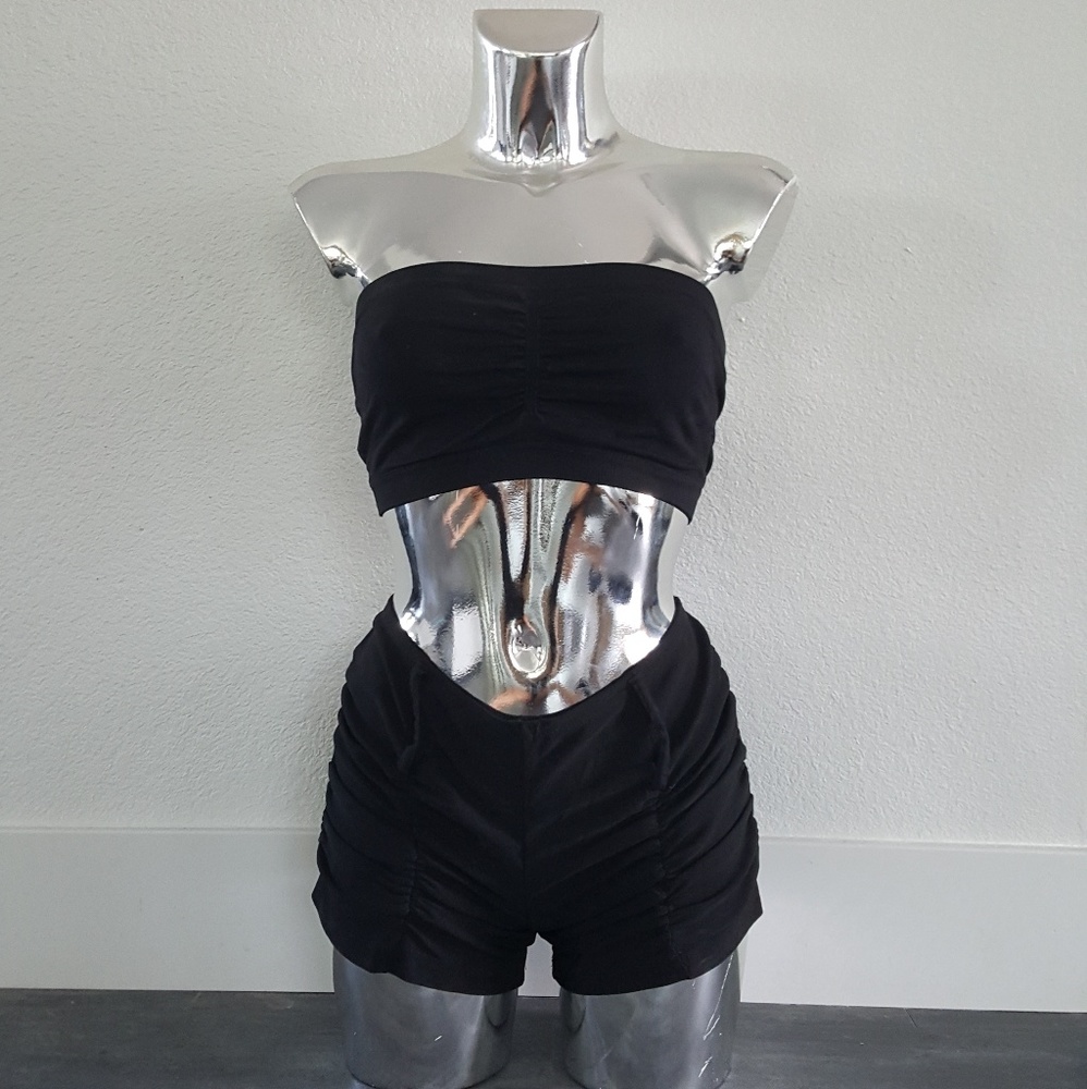 Black Ruched Brazilian Lime Short