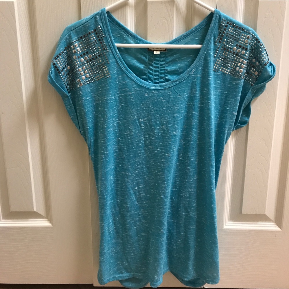 Pretty blue t-shirt