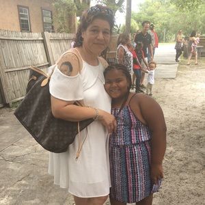 Meet your Posher, Sonia