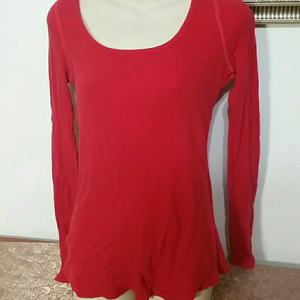 Red thermal top