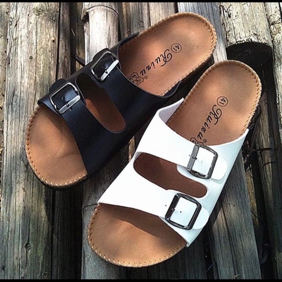 Sandals - Picture 2 of 6