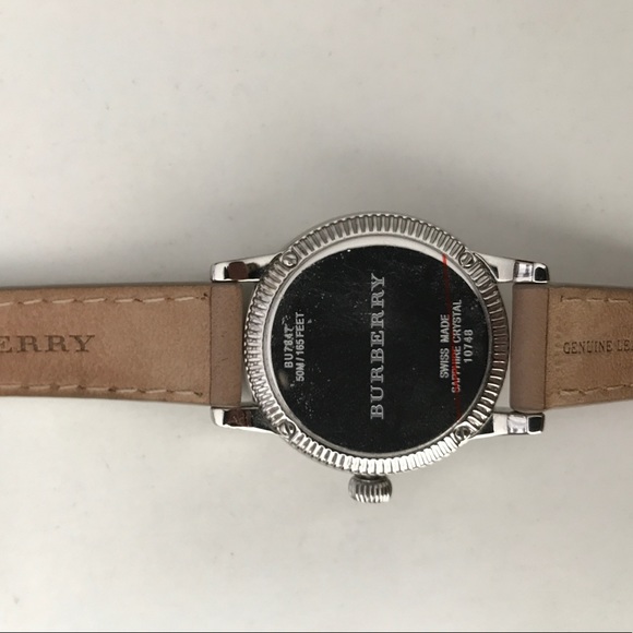Burberry 30mm with double-wrap strap