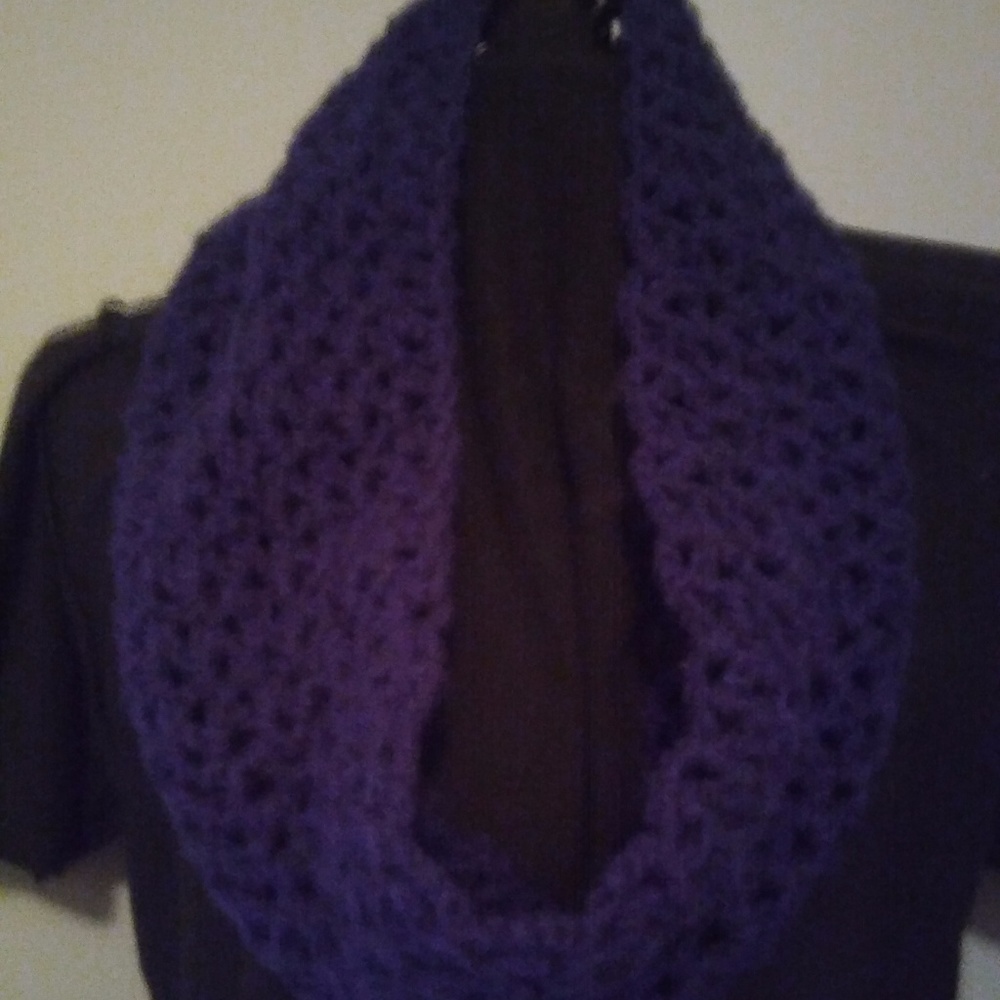 Very V Stitch Cowl