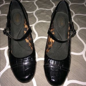 BUY ONE GET ONE FREE. Clarks Mary Jane Heals