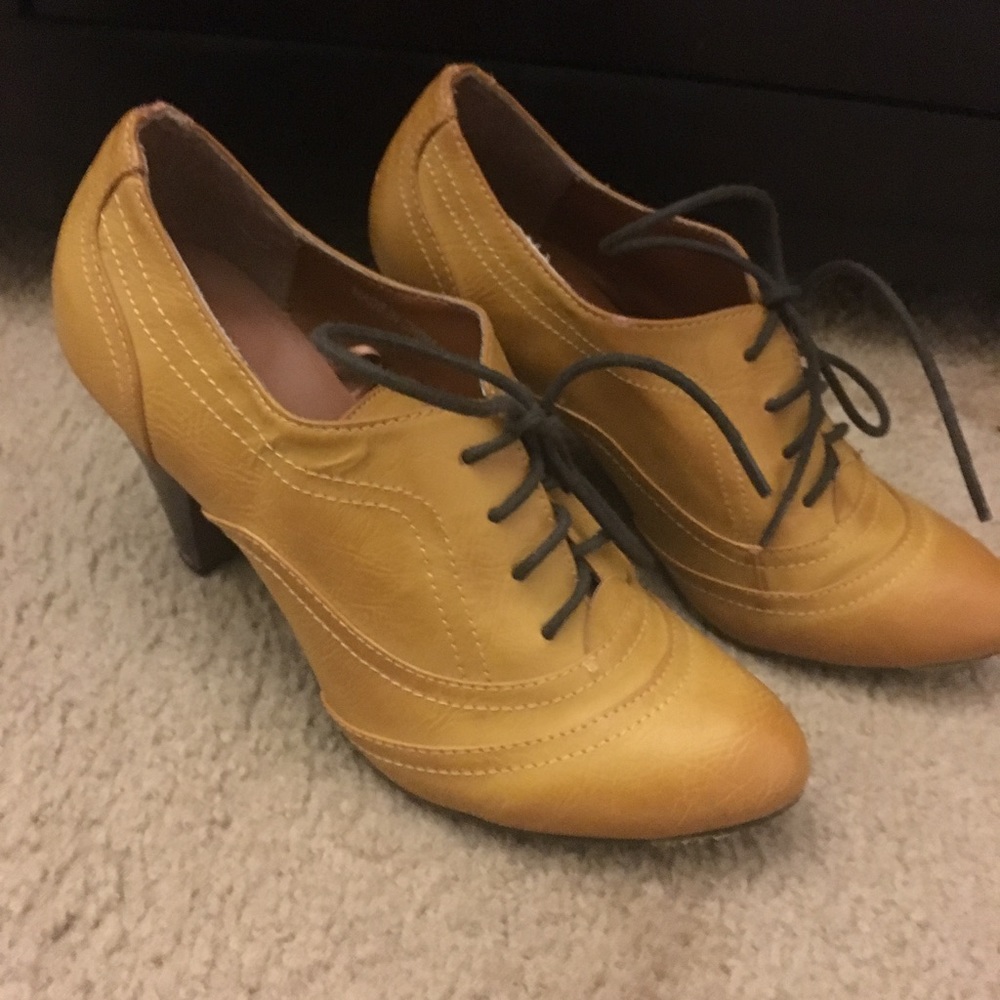 Forever 21 Oxford heels