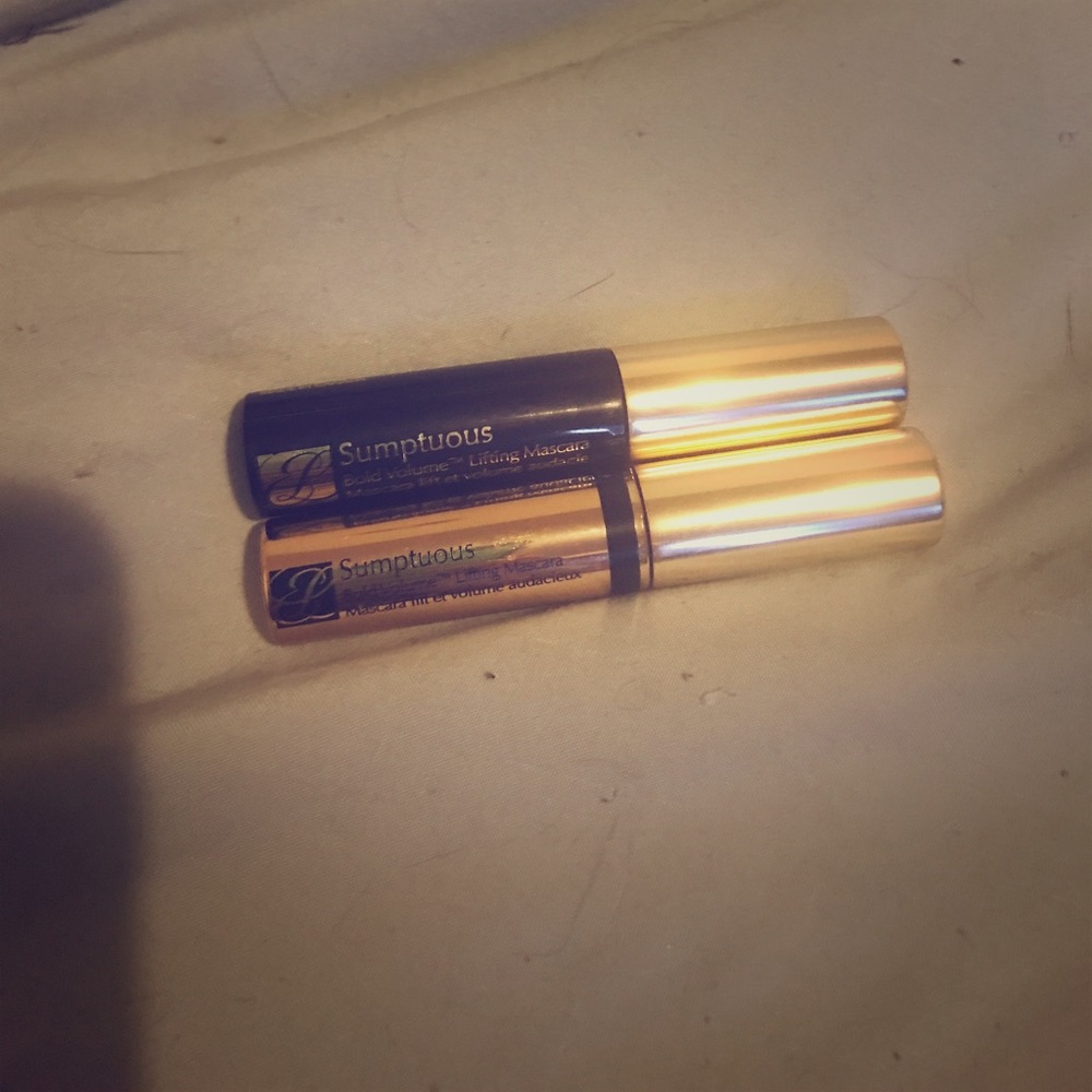 Estée Lauder Sumptuous Mascara Set.