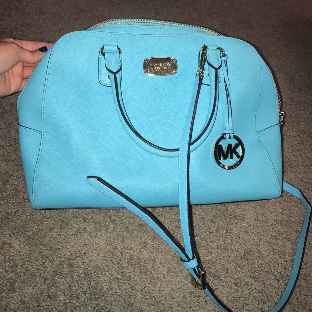 Michael Kors Large Satchel (aqmar)
