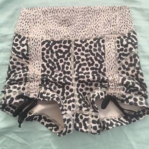 Lululemon spandex shorts